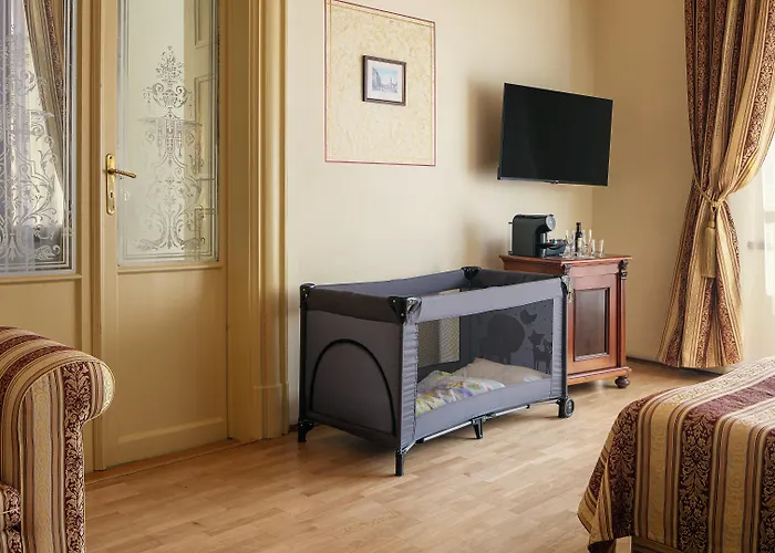 Hotel nahe Flughafen: The Charles